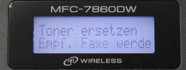 Brother MFC-7860DW: Drucker fordert zum Ersetzen des leeren Toners auf.