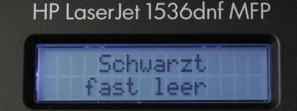 HP Laserjet Pro M1536dnf: Wie bei Canon meldet der HP noch, dass Schwarz fast leer sei, obwohl die Ausdrucke bereits streifig sind.