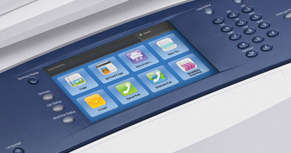 Xerox ConnectKey: Das Layout des Touchscreens lässt sich anpassen, um zum Beispiel bestimmte Arbeitsabläufe als Button auf die Startseite des Bildschirms zu legen.